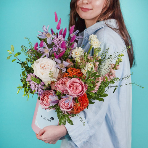 Коробка з квітами «Добрий ранок, кохана»