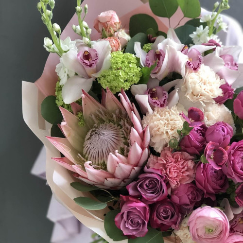 Букет «Цветы любви»