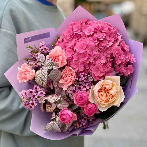 Рожевий букет «Солодкий дарунок»