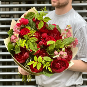 Букет «Вишневий джем»