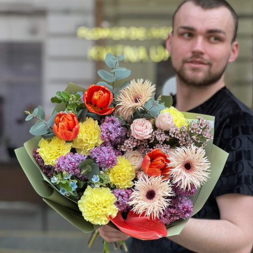 Яскравий кольоровий букет «Весняний вітраж»