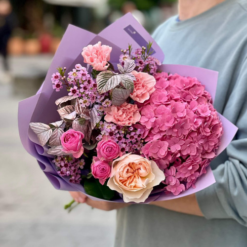Рожевий букет «Солодкий дарунок»