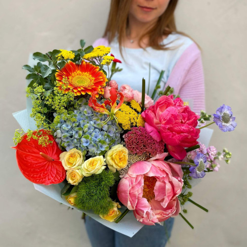 Букет «Яскравий сад»