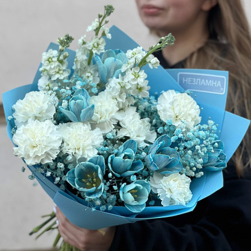 Біло-блакитний букет «Мерехтіння небес»