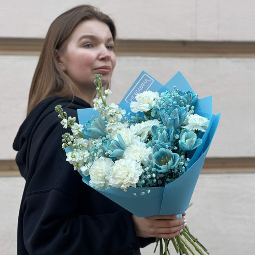 Біло-блакитний букет «Мерехтіння небес»