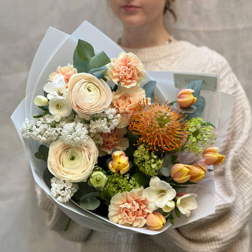 Букет «Персиковий чізкейк»