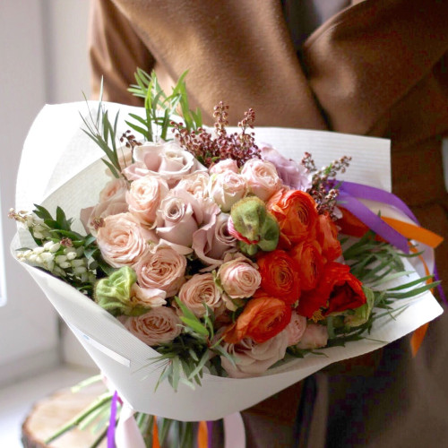 Ніжний букет з вогником