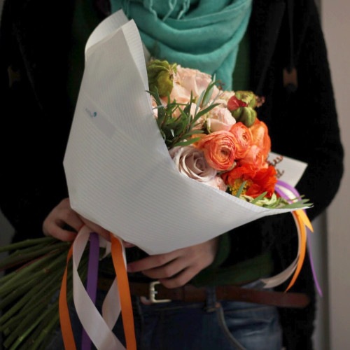 Ніжний букет з вогником