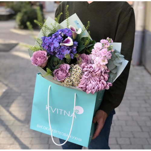 Букет «Черничная конфета»