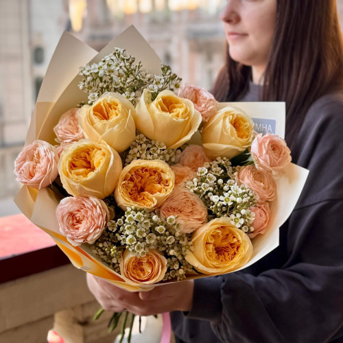 Сонячний теплий букет з трояндою Cream X-Pression «Кремовий поцілунок»