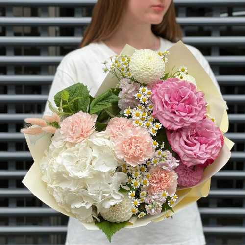 Bouquet «Peach-pink»