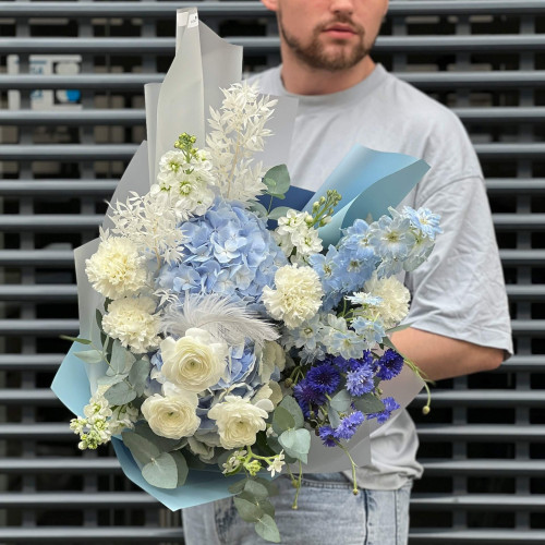Bouquet «Blue waterfall»