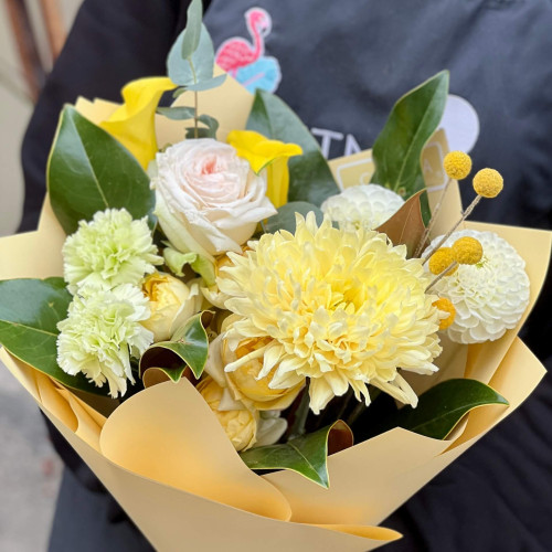 Милий букет з хризантемою «Осіннє сонечко»