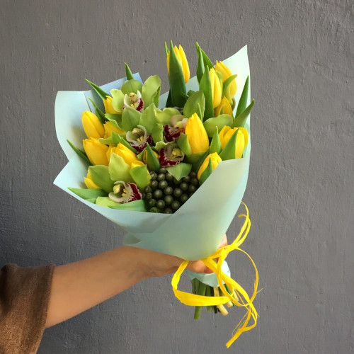 Весняний букет «Промені тепла»