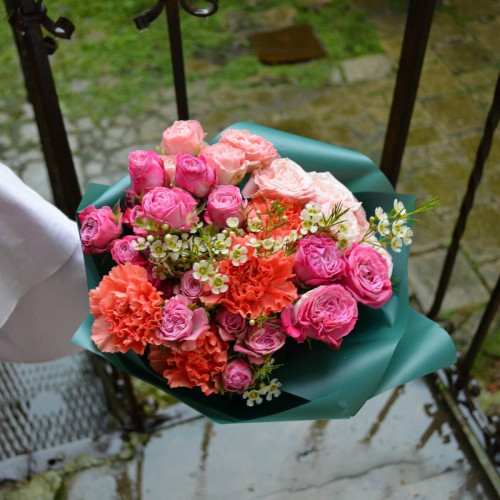 Помаранчево-рожевий букет