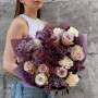 Пухнастий букет із сезонним бузком у лавандових тонах «Аметистова розкіш»