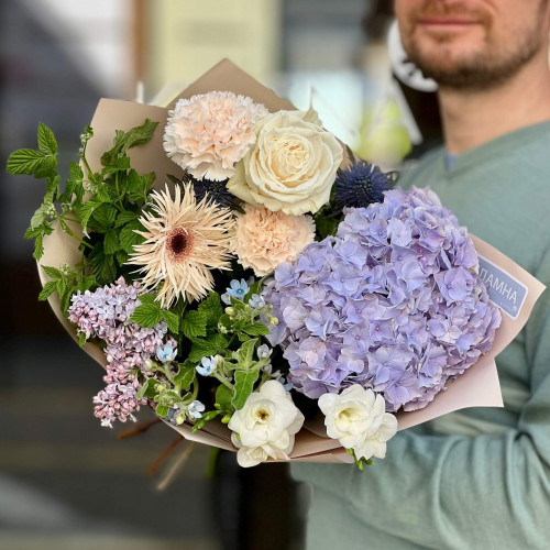 Ніжний букет у пастельних тонах «Бузковий комплімент»