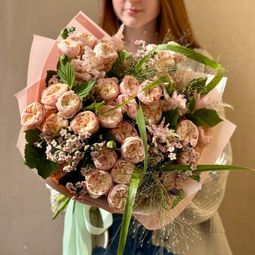 Exquisite bouquet with spray peony roses and astilbe «Mom's warmth»