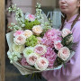 Light voluminous bouquet with hydrangea «Marshmallow Luxury»