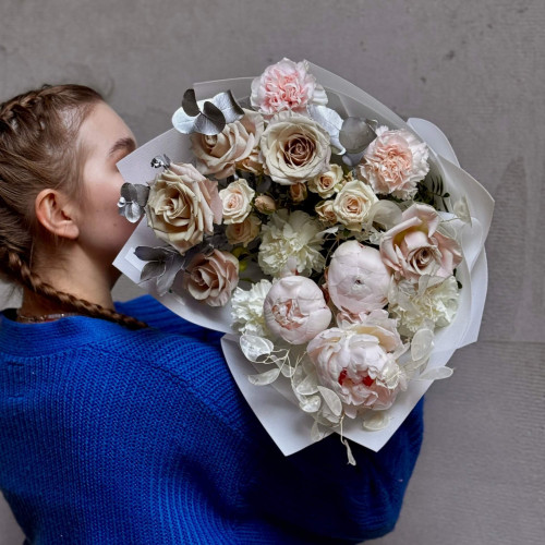 Exquisite powdery bouquet with peonies «Porcelain Doll»