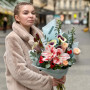 Цветной букет с каллами и амариллисом «Зимний калейдоскоп»