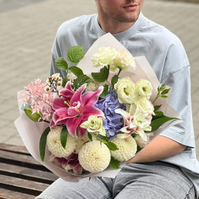 Букет «Таємнича лілія»