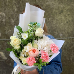 Букет «Ніжний комплімент»