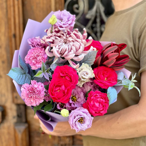 Interesting bouquet «Compliment for Marichka»