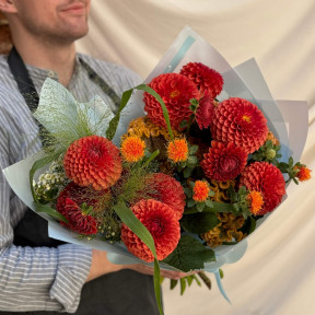 Яскравий літній букет «Багряне поле»