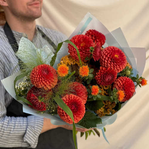 Яскравий літній букет «Багряне поле»