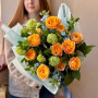 Warm bouquet with roses and viburnum «Joyful words»