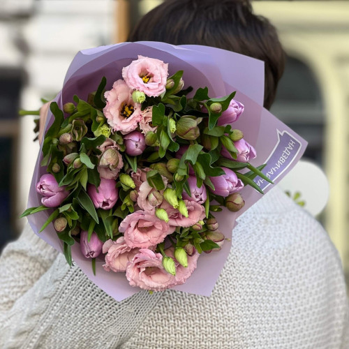 Delicate bouquet «Spring Petals»