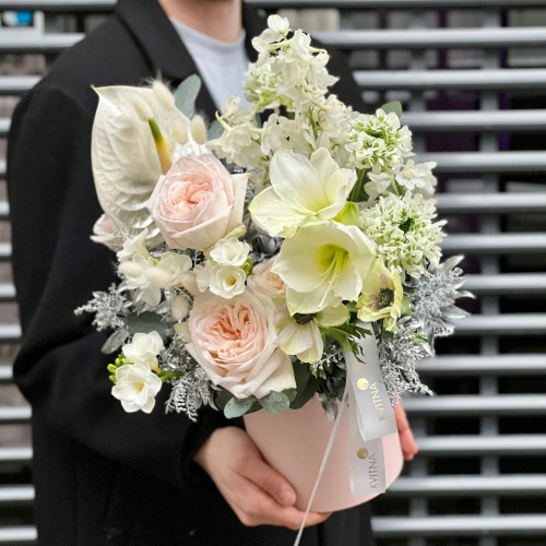 Квіти в коробці «Вишукана Марія»