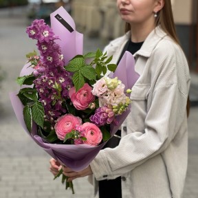Rich bouquet «Raspberry flash»