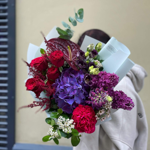 Bouquet «Glimmer of the Night»