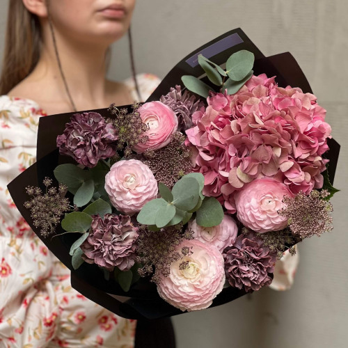 Ніжний загадковий букет «Таємні почуття»