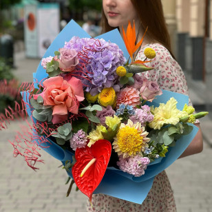 Букет «Різнобарвна Христинка»