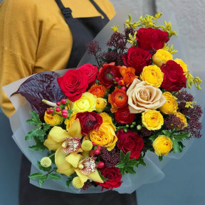 Яскравий букет «Фенікс»