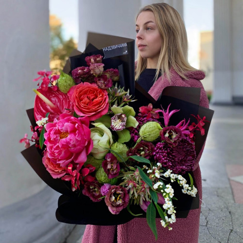 Букет «Різнобарвна Фріда»