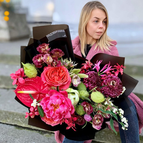 Букет «Різнобарвна Фріда»