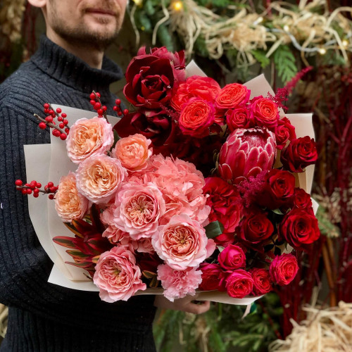 Яскравий зігріваючий букет «Затишне полум'я»