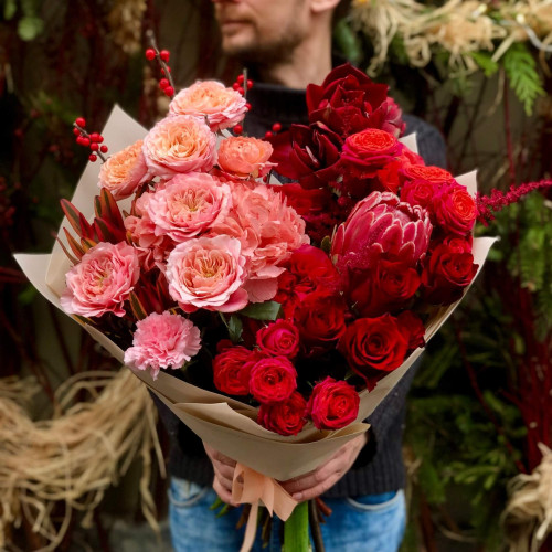 Яскравий зігріваючий букет «Затишне полум'я»