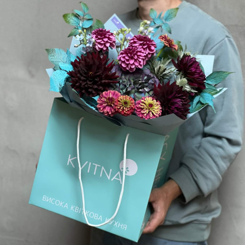 Bouquet in deep shades «Plum Inspiration»