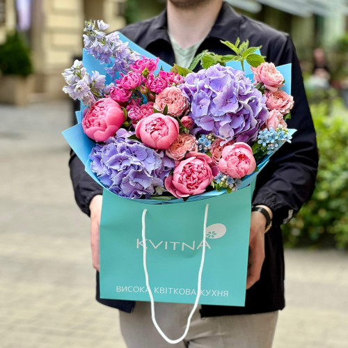 Розкішний букет «Венеціанський вечір»