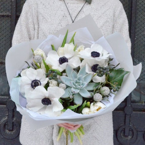 Букет «Танцюючі анемони»