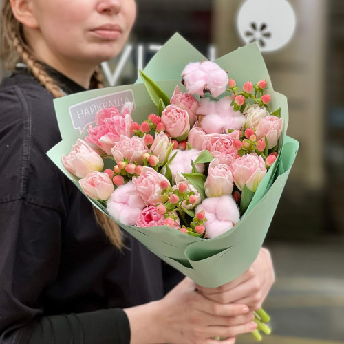 Ніжний букет з бавовною та тюльпанами «Рожевий оксамит»
