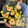 Сонячний теплий букет з піоновидною трояндою та герберами «Золота пісня»
