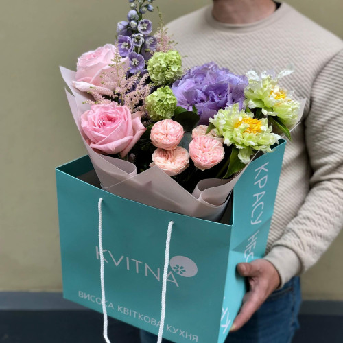 Ніжний кольоровий букет «Радісна Оленочка»