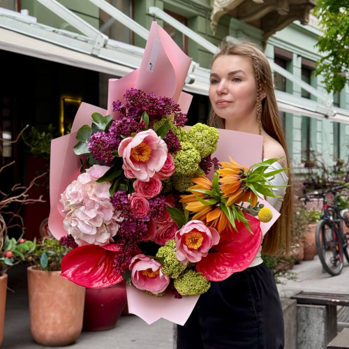 Яскравий букет з екзотичними нотками «Моя найкраща»