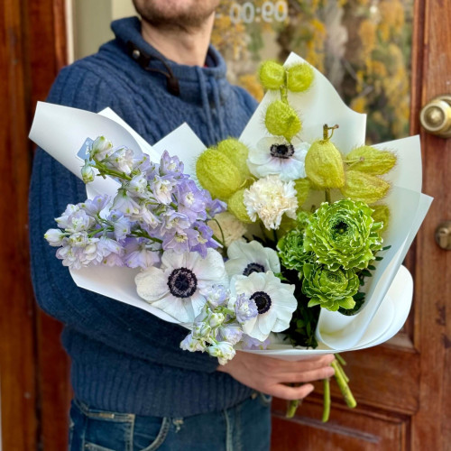 Light bouquet with delphinim and anemones «Blue-eyed dragon»